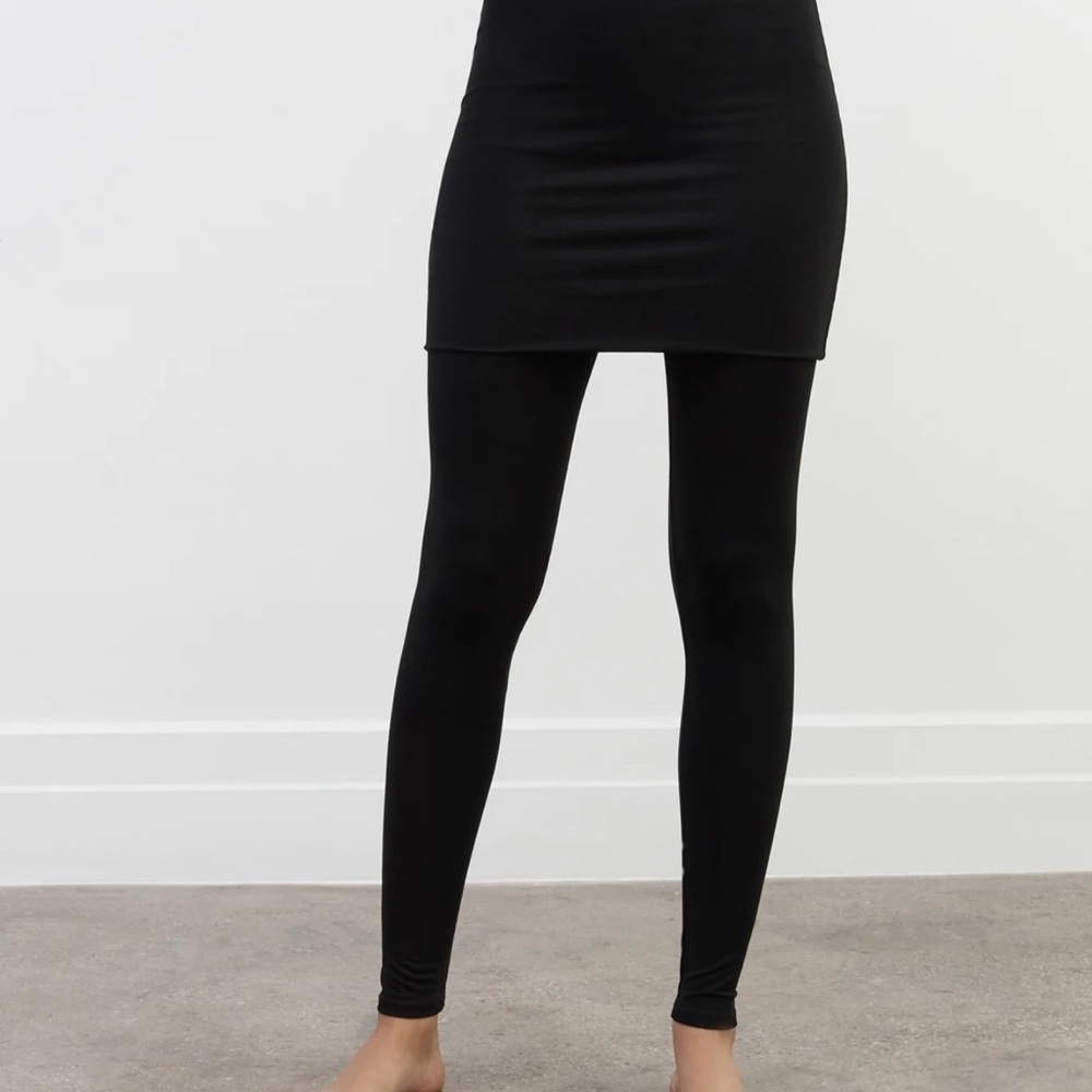 Marcella Women's Black Skirted Leggings